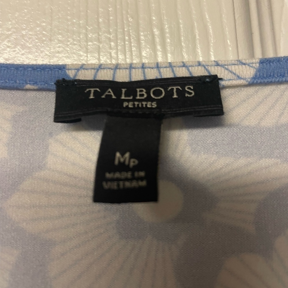NWOT Talbots Petite Short Sleeved Blouse/Tee Size MP Blue flower, luxury tee - Picture 5 of 7